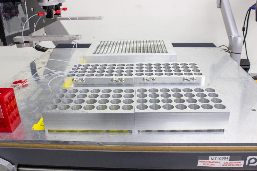 Probotix CNC Router GX2525 w/ Fluid PDS-100 Programmable Dispensing System